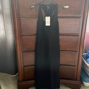 Nee with tags Zara black racerback midi